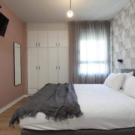 דירות גני תערוכה - Tlv University Apartments Near Expo By Sea N' Rent Тель-Авив Номер фото