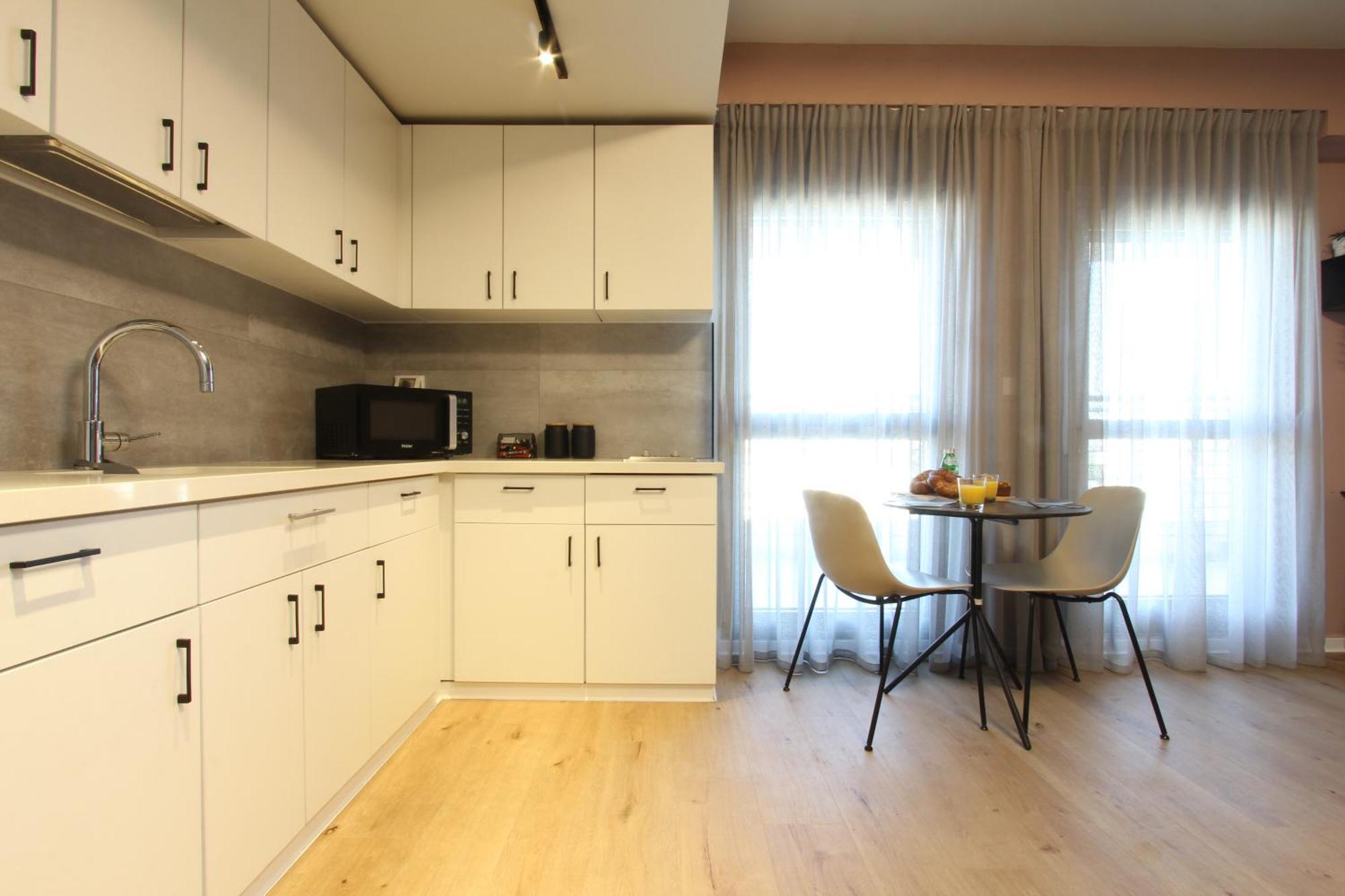 דירות גני תערוכה - Tlv University Apartments Near Expo By Sea N' Rent Тель-Авив Номер фото
